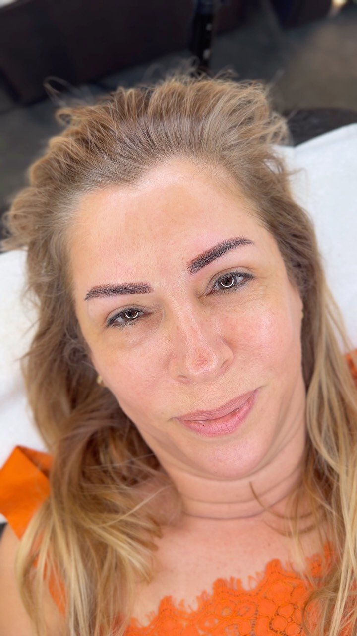 Kaşlarınızda eksik olan o dolgunluk ve simetri için çözüm: Tozlama Tekniği! 💫

✔️ Yumuşak geçişler
✔️ Doğal ve pudralı bitiş
✔️ Uzun süreli kalıcılık

Günün her saati bakımlı görünmek işte bu kadar kolay. Detaylı bilgi ve randevu için bize ulaşın! ✨

#kalıcımakyaj #tozlamakaş #kaşpudralama #ilknurmakeup