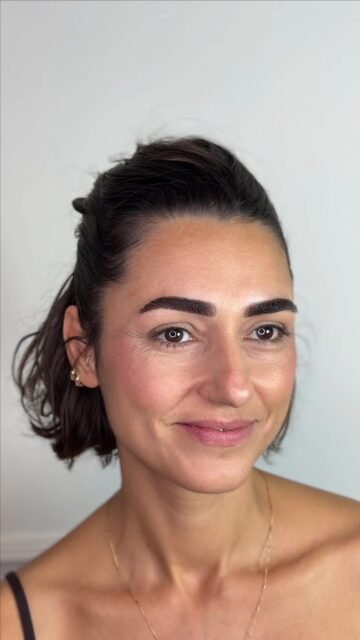 Doğal, belirgin ve kusursuz kaşlar ✨
Tozlama kaş tekniği ile yüz hatlarınıza uyumlu, yumuşak geçişli ve bakımlı bir görünüm.
📍 İlknur Makeup
Randevu ve detaylı bilgi için DM 💌
#ilknurmakeup #tozlamatekniğikaş #kalıcımakyaj